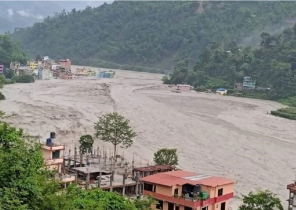 নেপালে ভয়াবহ বন্যায় ৯৫ জনের মৃত্যু, বিদেশিসহ নিখোঁজ চার শতাধিক