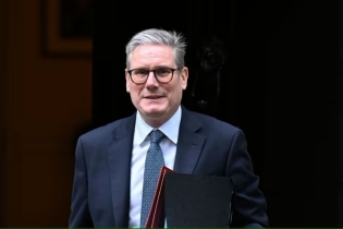 Keir Starmer on high pressure as four ministers resigns